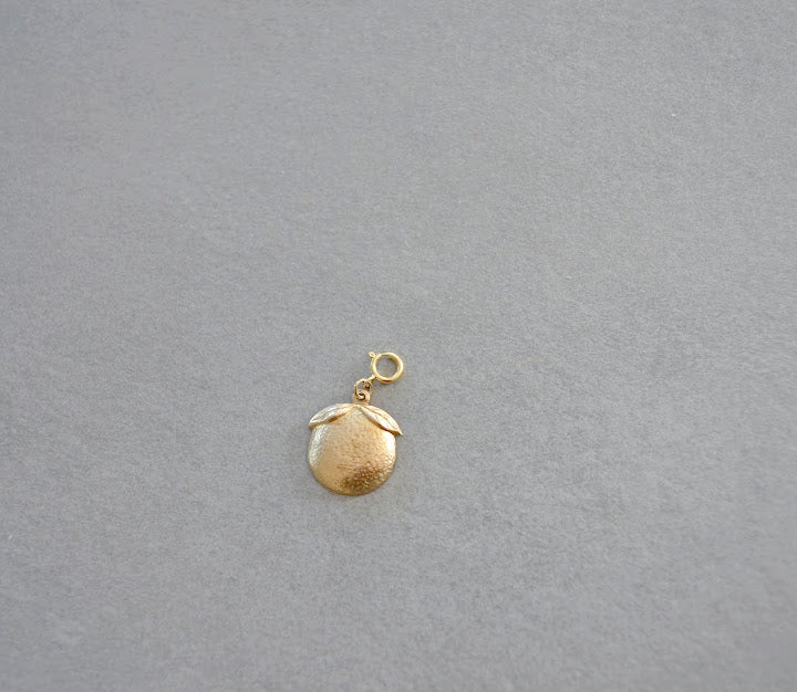 Orange Charm • Halfable