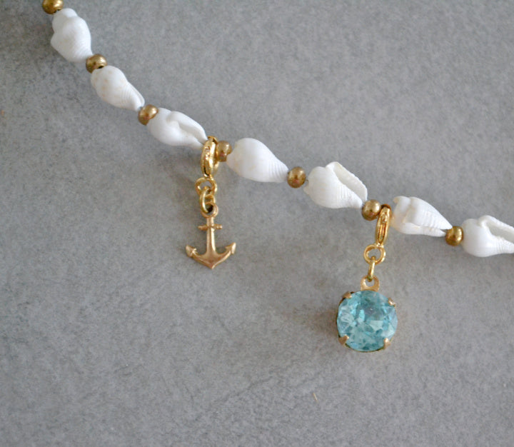 Tiny Anchor Charm • Halfable