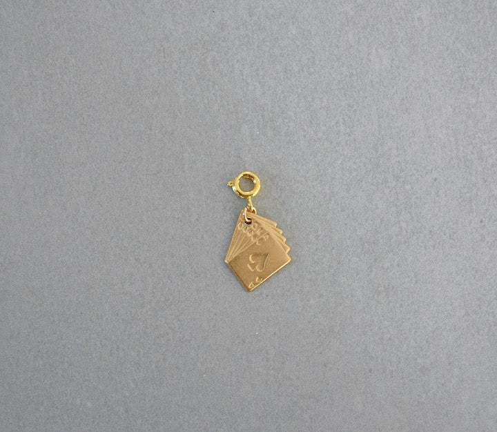Royal Flush Charm • Halfable