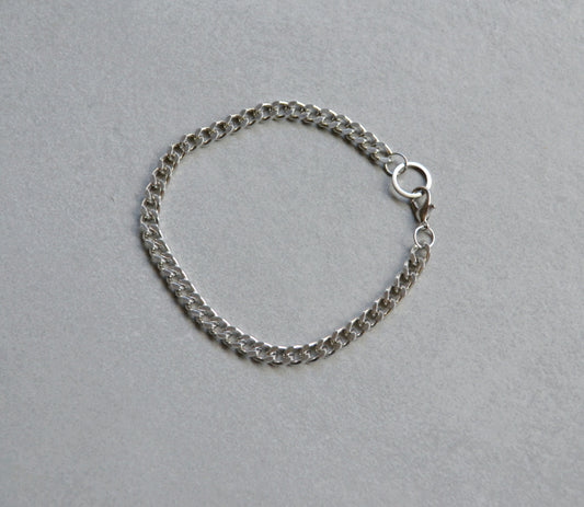 Silver Curb Chain • Silver Halfable