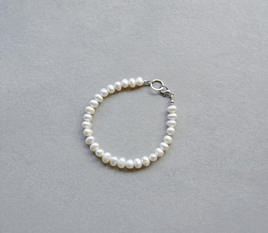 Freshwater Pearls • Silver Halfable